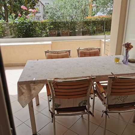 Apartments Bungavilia Rovinj Ngoại thất bức ảnh