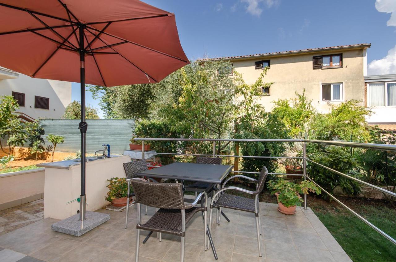 Apartments Bungavilia Rovinj Ngoại thất bức ảnh